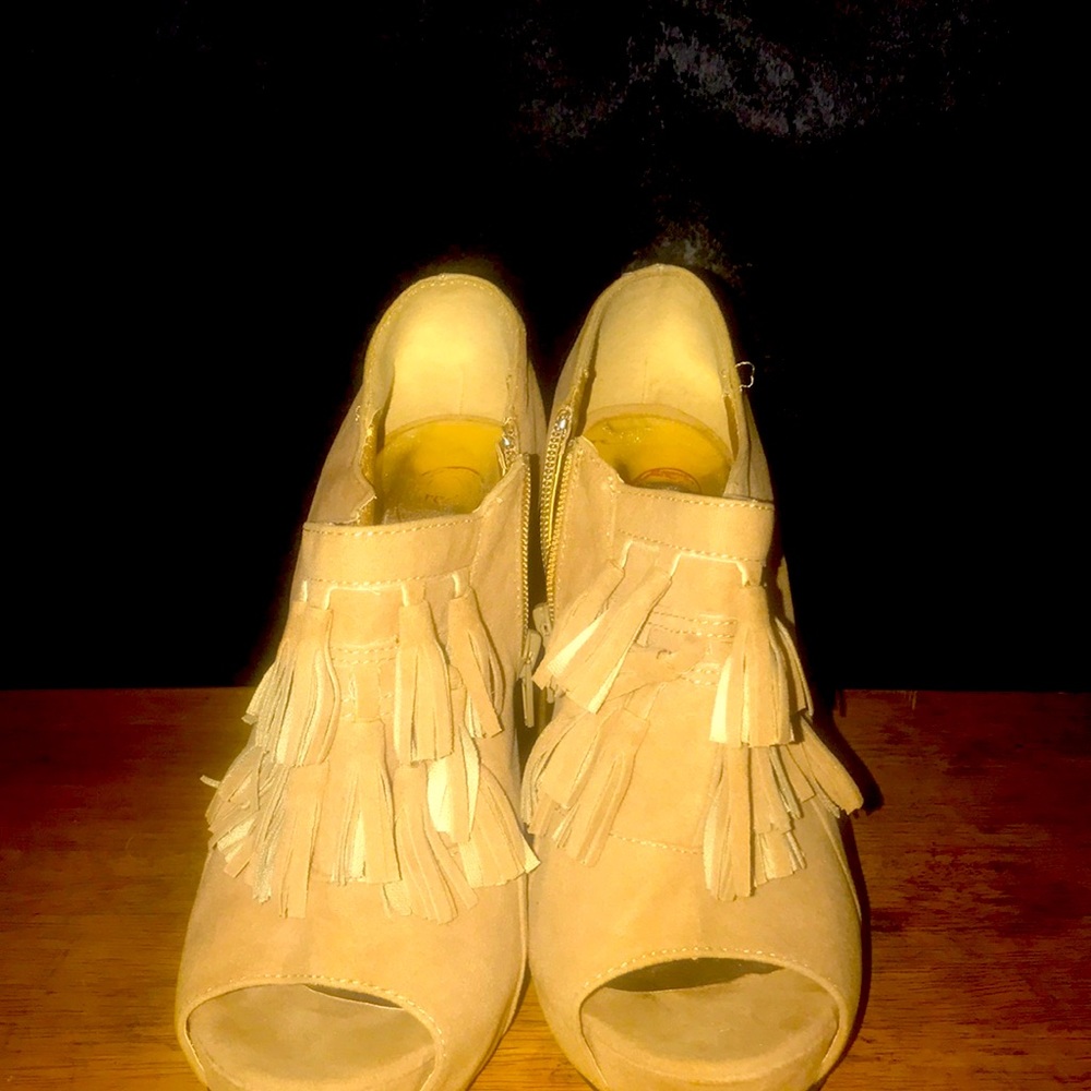 Women heels